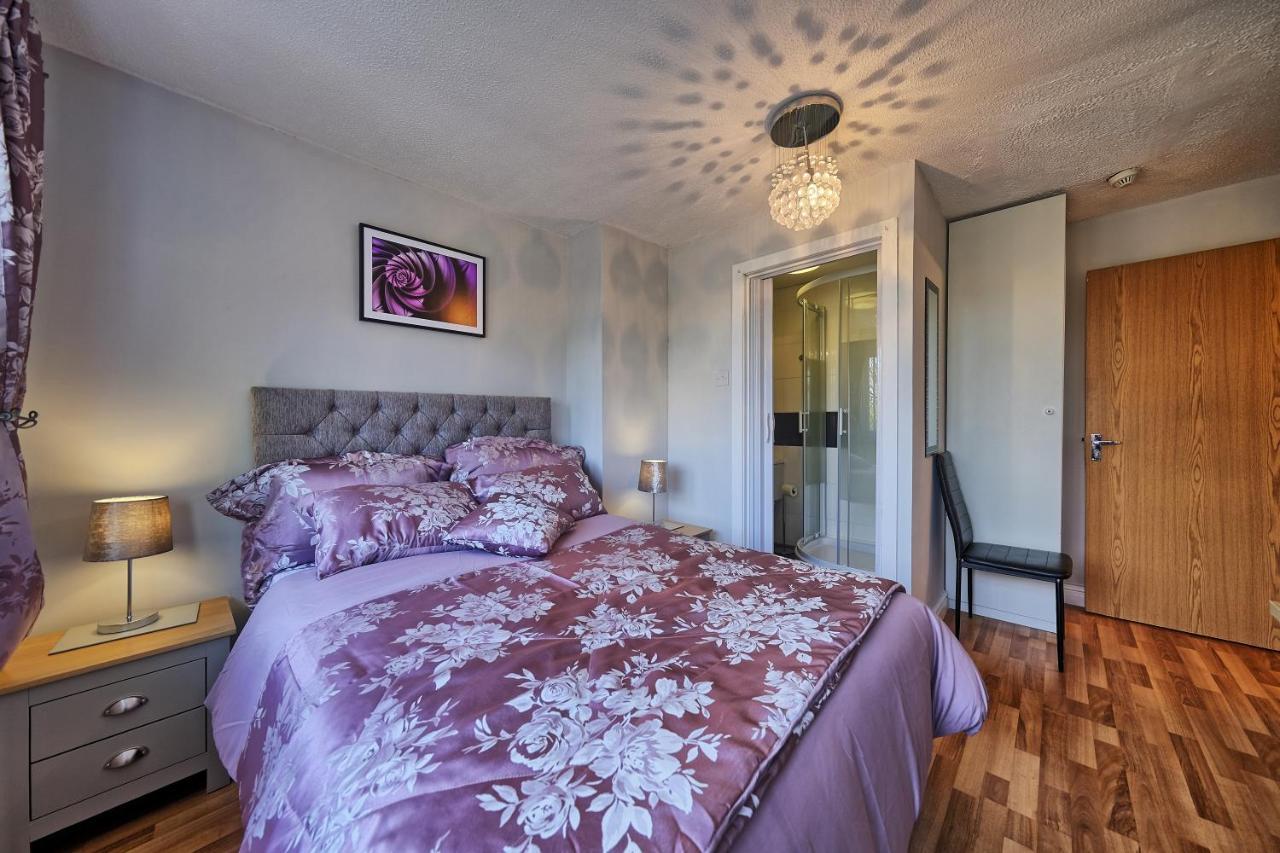 Upton Village Guest House Birkenhead Bagian luar foto