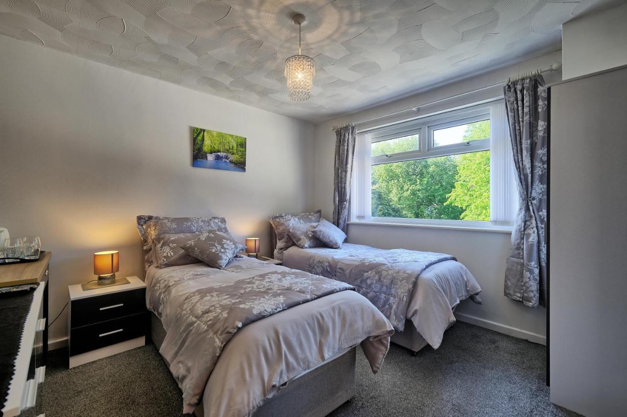 Upton Village Guest House Birkenhead Bagian luar foto