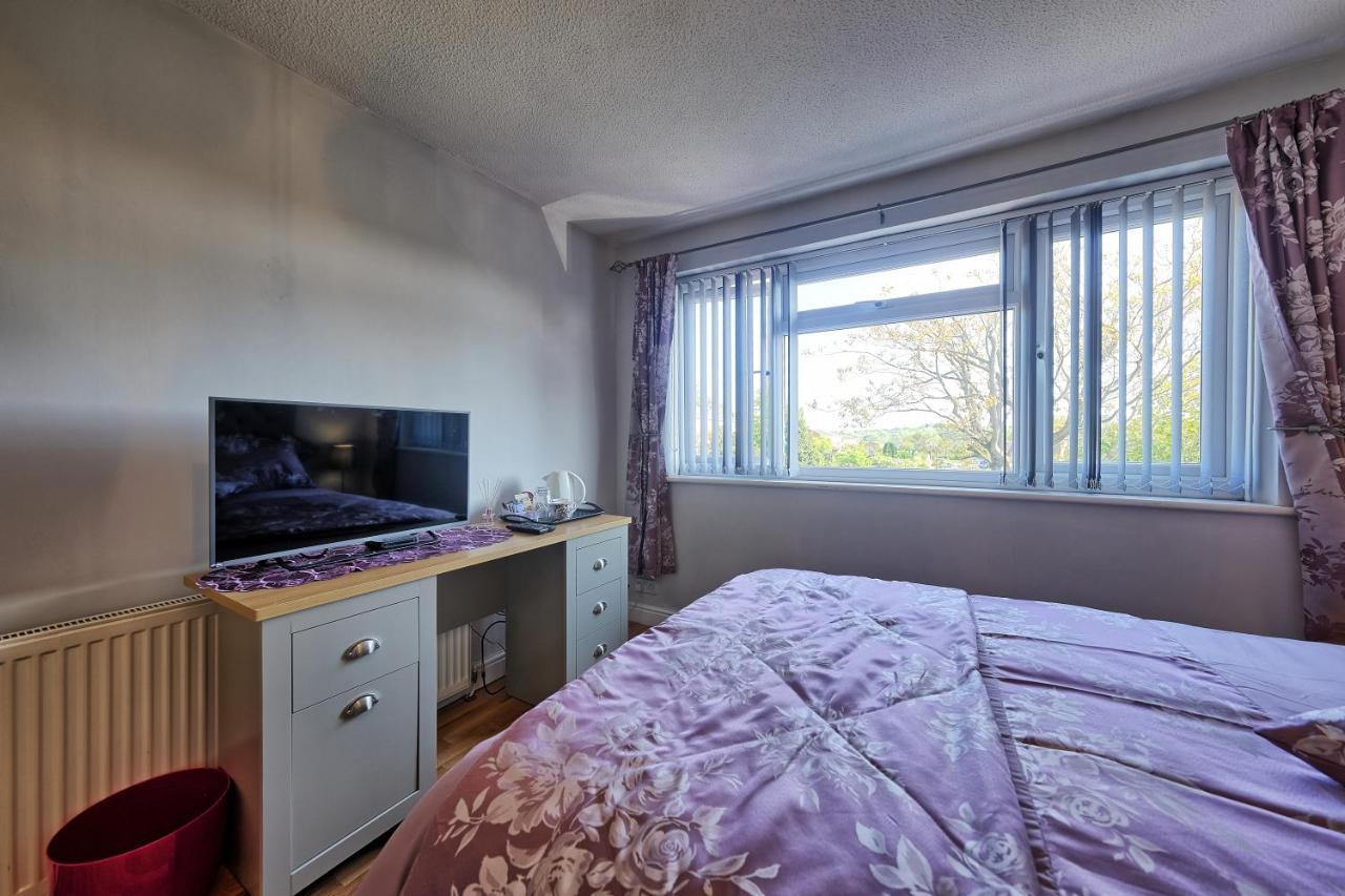 Upton Village Guest House Birkenhead Bagian luar foto